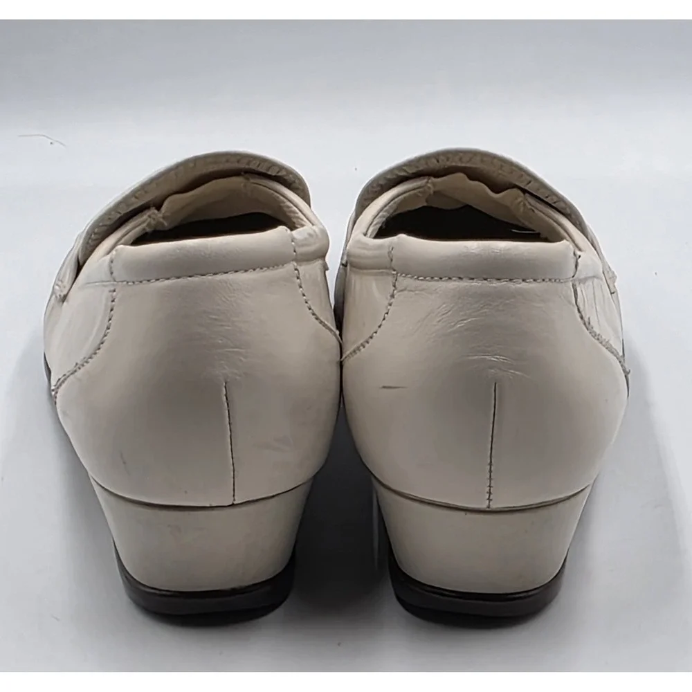 SAS Wink Tripad Womens 9 Bone Pearl Leather Penny Loafers Comfort Slip On USA